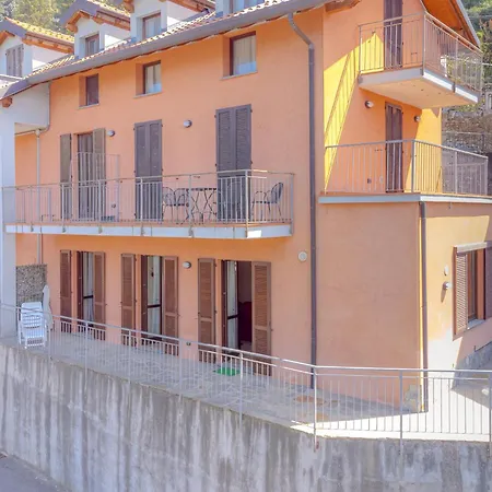 Como-blevio View + Private Garage * בלביו